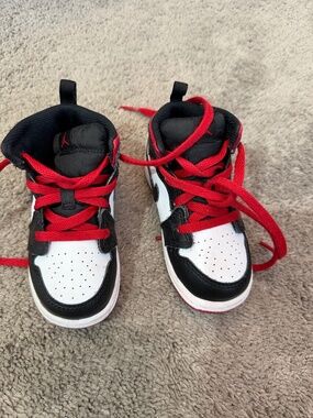 Nike air Jordan’s toddler